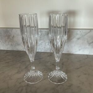 2 Vintage Mikasa Crystal Park Lane Champagne Flutes 8 5/8"